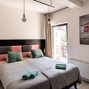 cooltour.poznan-hotels.com/