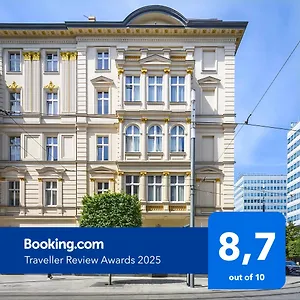 friendly-apartments-serenity-old-town.poznan-hotels.com/