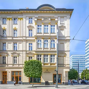 friendly-apartments-serenity-old-town.poznan-hotels.com/